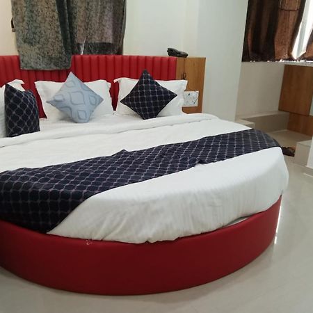 Hotel Rk Villa Vadodara Exterior foto